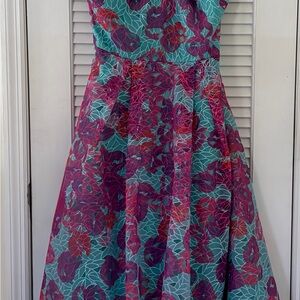 Monique Lhuillier Strapless Organza Midi Fit and Flare Dress - size 12